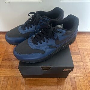 Nike iD Air Max 1 (1987) Men's Blue and Black Sneakers